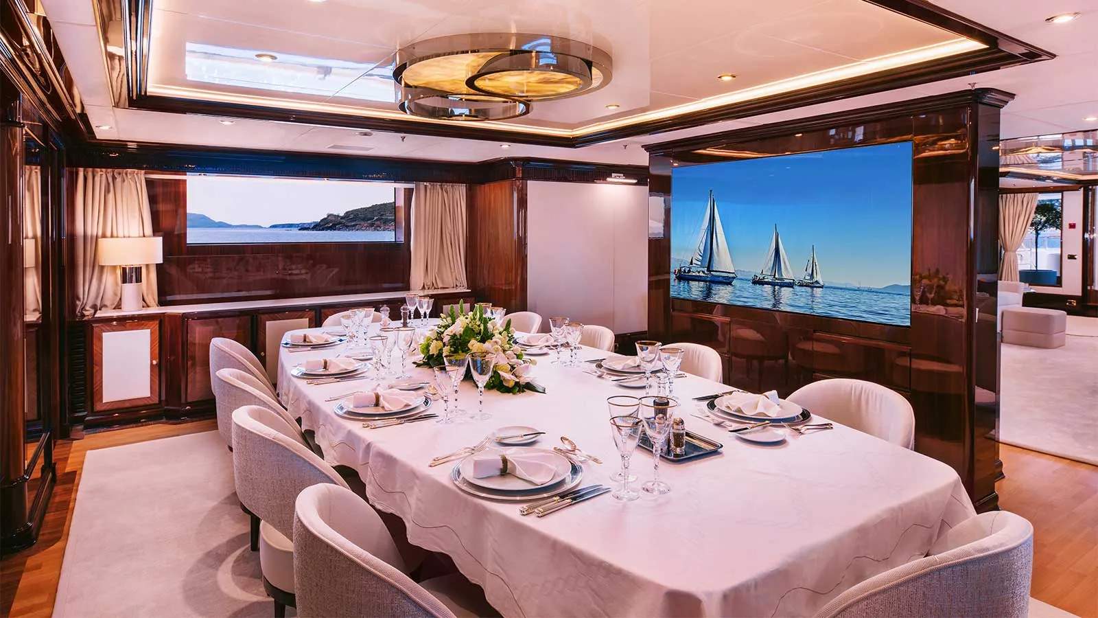 IDYLLIC aft deck dining experience