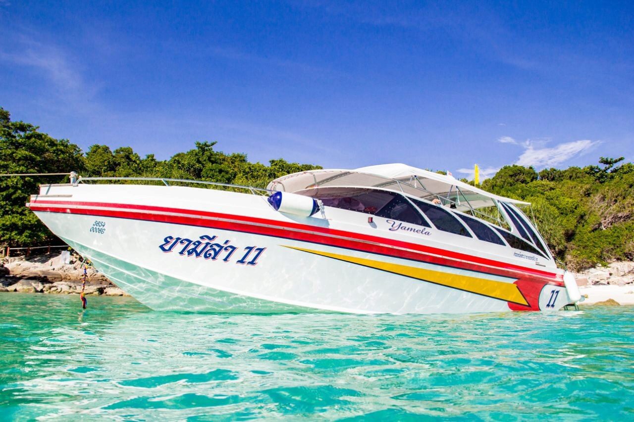 Yamela Speedboat sunset cruising Phuket