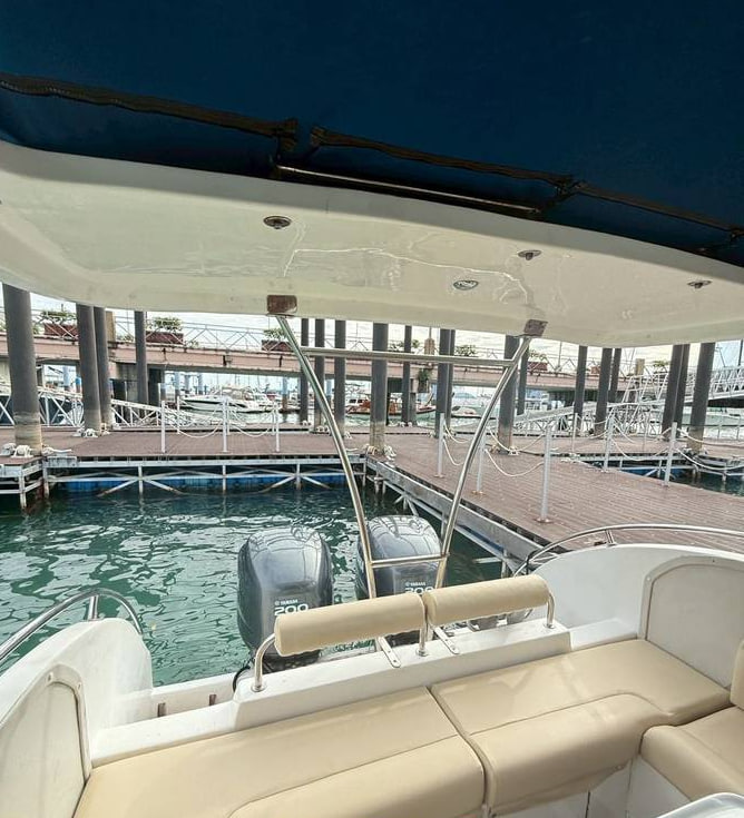 Sunny Smile speed boat seating area